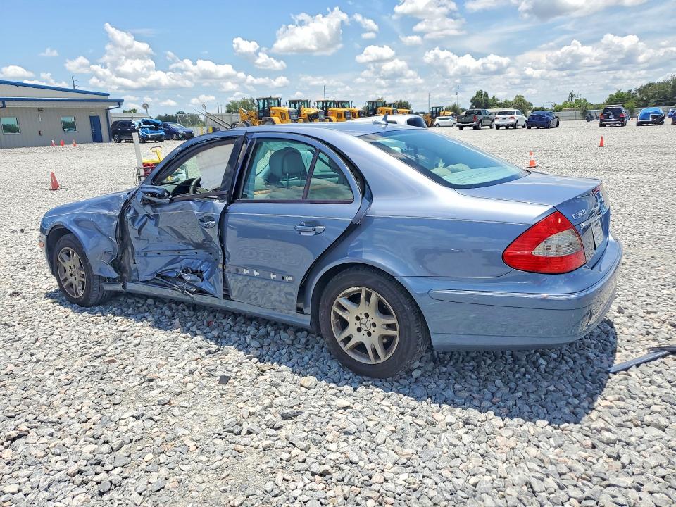 56818846 :رقم المزاد ، WDBUF22X37B091400 vin ، 2007 Mercedes-benz E مزاد بيع