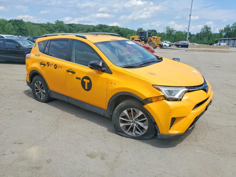 2017 Toyota Rav4 Hybrid მანქანა იყიდება აუქციონზე, vin: JTMRJREV5HD107353, აუქციონის ნომერი: 57135306