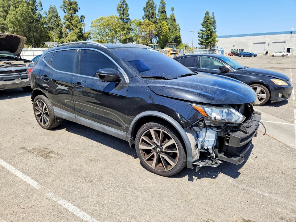 Продажа на аукционе авто 2018 Nissan Rogue Sport, vin: JN1BJ1CP7JW105978, номер лота: 55616436
