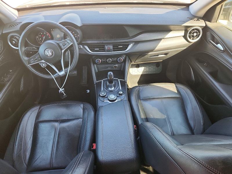 54687366 :رقم المزاد ، ZASFAKAN0J7B70291 vin ، 2018 Alfa Romeo Stelvio مزاد بيع