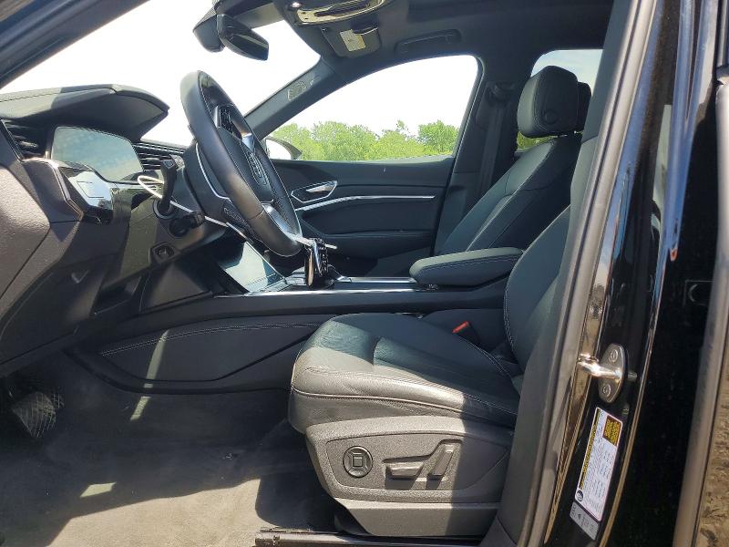 55418576 :رقم المزاد ، WA1LAAGE6NB009910 vin ، 2022 Audi E-tron مزاد بيع