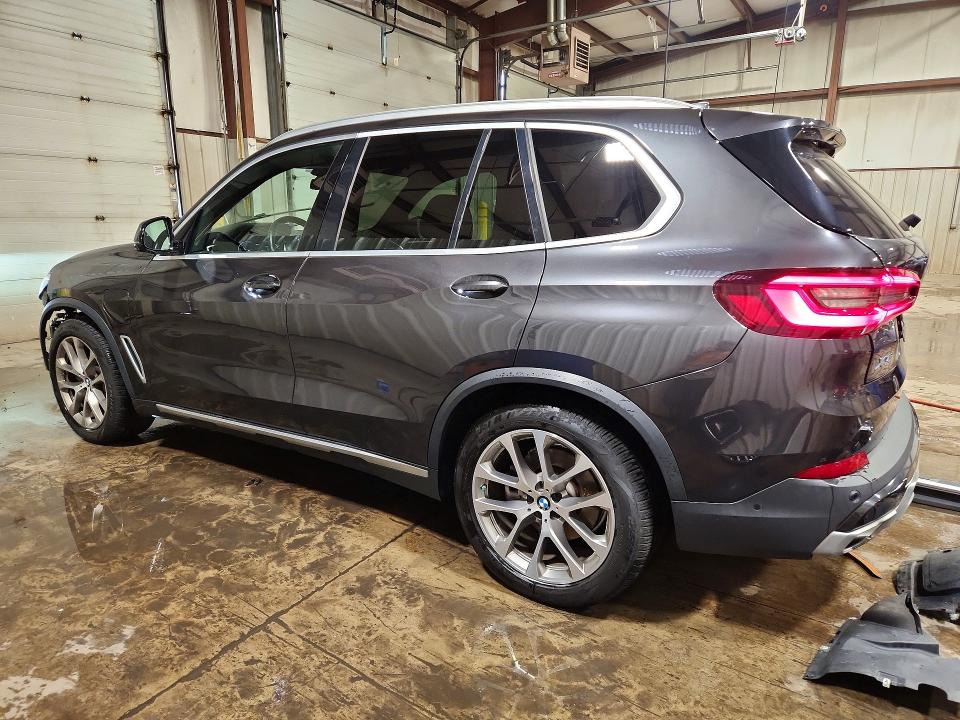 Продаж на аукціоні авто 2021 Bmw X5, vin: 5UXTA6C06M9G08018, номер лоту: 57601886