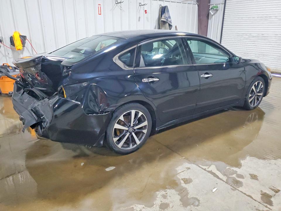 Продаж на аукціоні авто 2017 Nissan Altima, vin: 1N4AL3AP9HC164212, номер лоту: 56139986