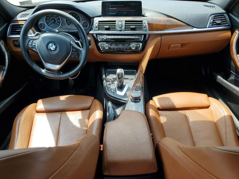 58816036 :رقم المزاد ، WBA8D9C52HK678023 vin ، 2017 Bmw 330 مزاد بيع