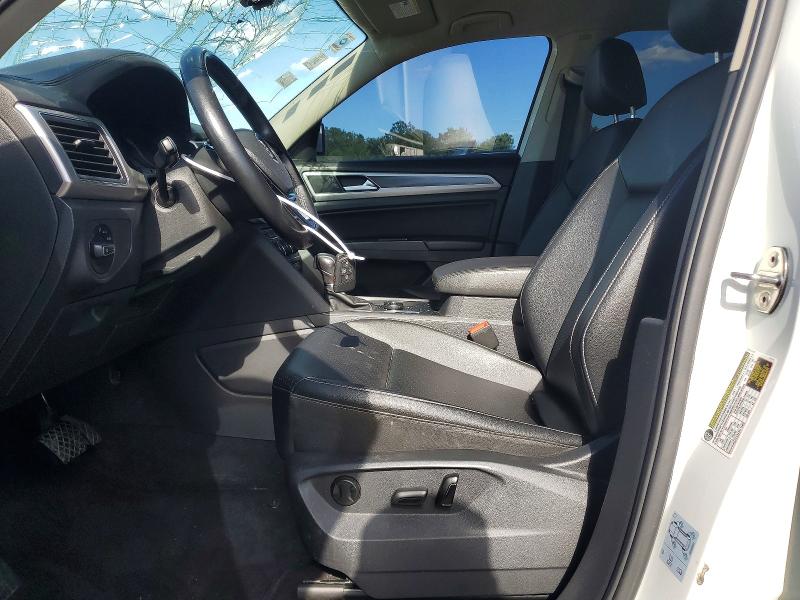 58057986 :رقم المزاد ، 1V2LR2CA7JC586651 vin ، 2018 Volkswagen Atlas مزاد بيع
