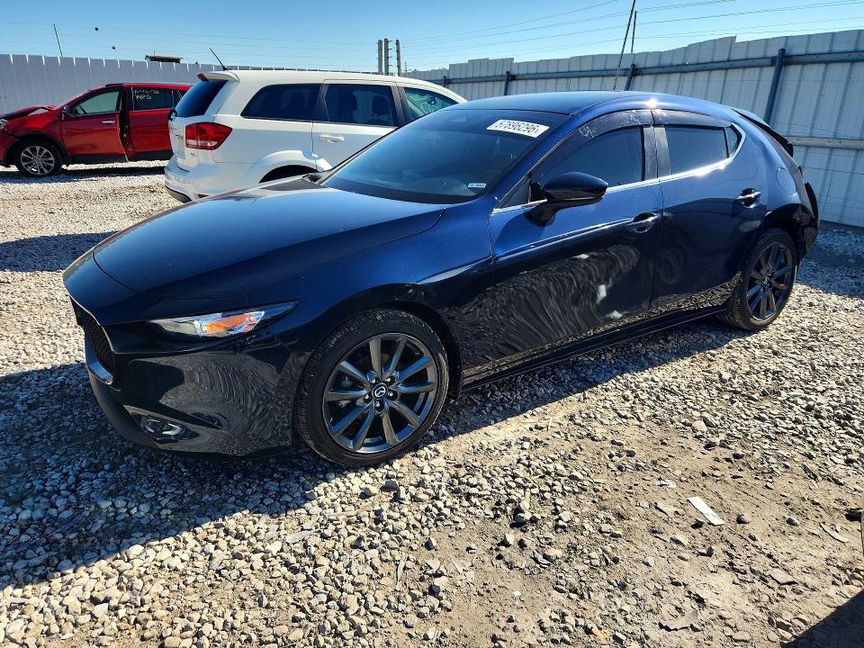 Продажа на аукционе авто 2024 Mazda 3, vin: JM1BPALM2R1716527, номер лота: 57896296