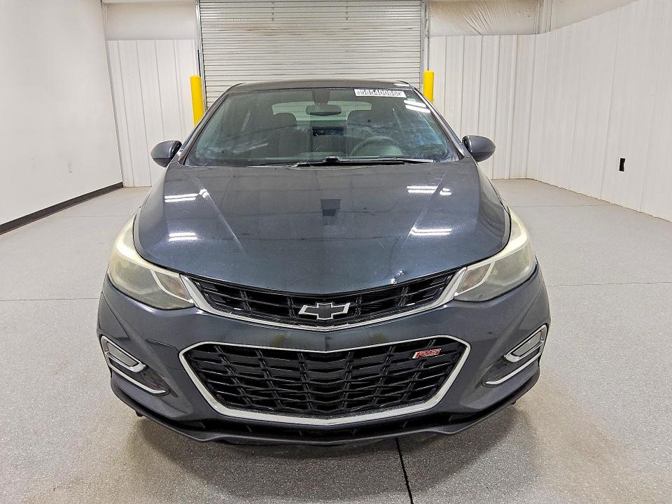 58540086 :رقم المزاد ، 1G1BE5SM3J7229037 vin ، 2018 Chevrolet Cruze مزاد بيع