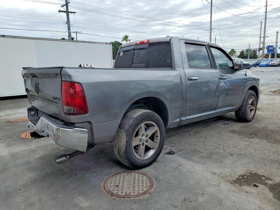 56000046 :رقم المزاد ، 1D7RV1CTXBS650567 vin ، 2011 Dodge Ram 1500 مزاد بيع