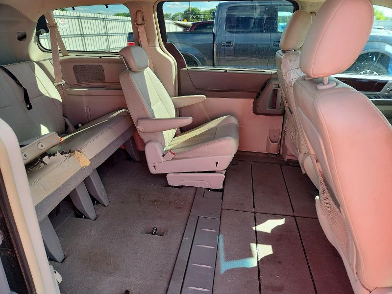 2010 Chrysler Town & Country მანქანა იყიდება აუქციონზე, vin: 2A4RR5D12AR150576, აუქციონის ნომერი: 58051216