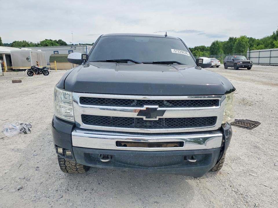 Auction sale of the 2011 Chevrolet Silverado, vin: 1GCRKSE37BZ458956, lot number: 57229636