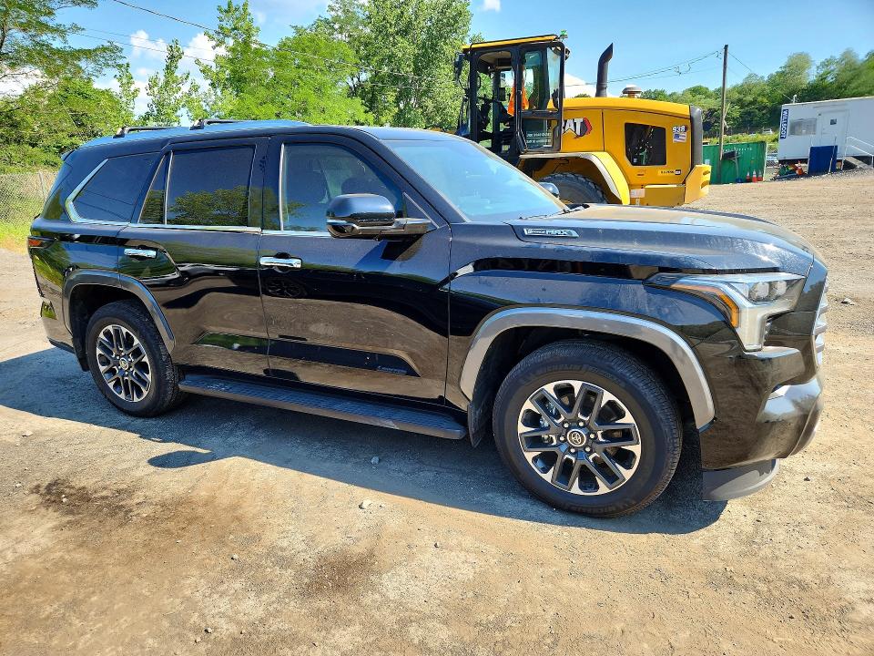 59253036 :رقم المزاد ، 7SVAAABA1RX025707 vin ، 2024 Toyota Sequoia مزاد بيع