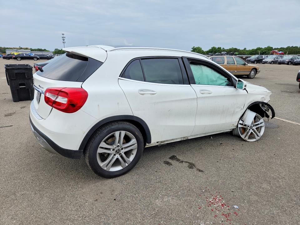 2018 Mercedes-benz Gla მანქანა იყიდება აუქციონზე, vin: WDCTG4GB1JJ508698, აუქციონის ნომერი: 58407296