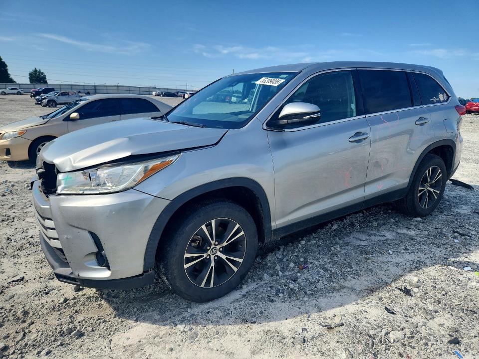 2019 Toyota Highlander მანქანა იყიდება აუქციონზე, vin: 5TDZZRFH5KS325810, აუქციონის ნომერი: 55209036