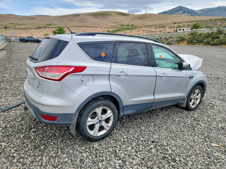 56600766 :رقم المزاد ، 1FMCU9G90FUB96044 vin ، 2015 Ford Escape مزاد بيع