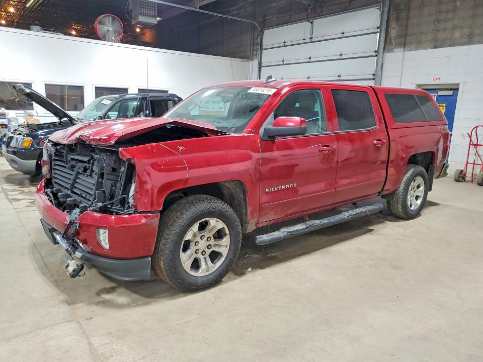 55816216 :رقم المزاد ، 3GCUKREC8JG583370 vin ، 2018 Chevrolet Silverado مزاد بيع