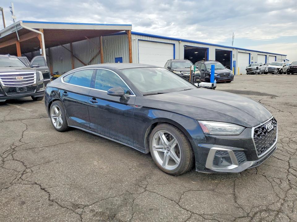 58067026 :رقم المزاد ، WAUDACF57MA003686 vin ، 2021 Audi A5 مزاد بيع