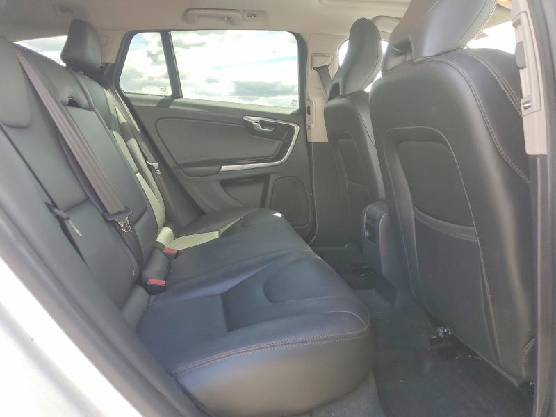 2015 Volvo V60 Cross Country მანქანა იყიდება აუქციონზე, vin: YV4612HK7F1001994, აუქციონის ნომერი: 53250986