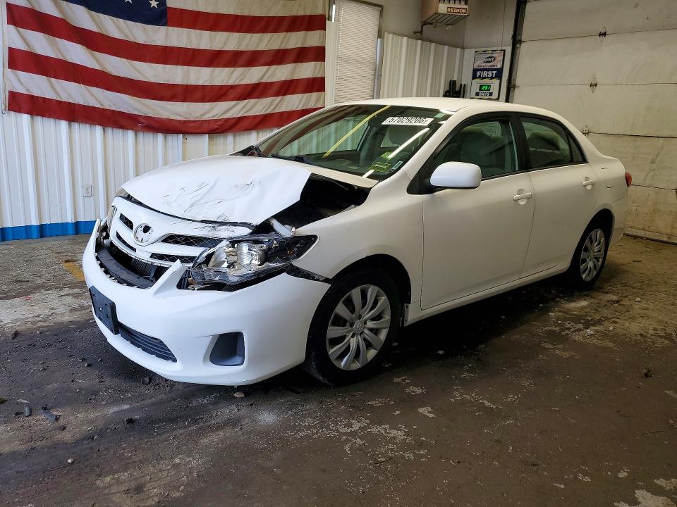 57029206 :رقم المزاد ، 2T1BU4EE3CC865693 vin ، 2012 Toyota Corolla مزاد بيع