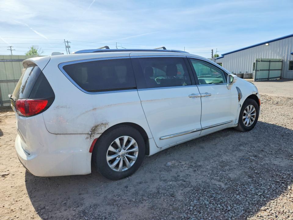 54767816 :رقم المزاد ، 2C4RC1BG5JR119765 vin ، 2018 Chrysler Pacifica مزاد بيع