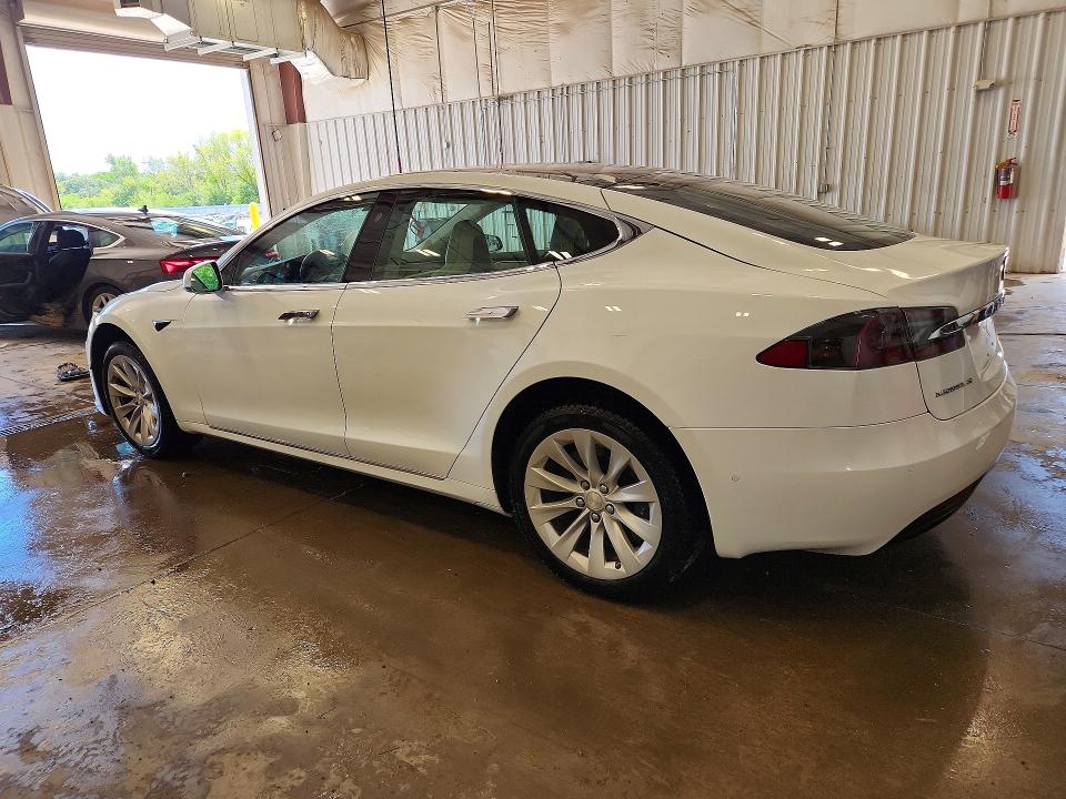 Продажа на аукционе авто 2017 Tesla Model S, vin: 5YJSA1E28HF228699, номер лота: 57476696