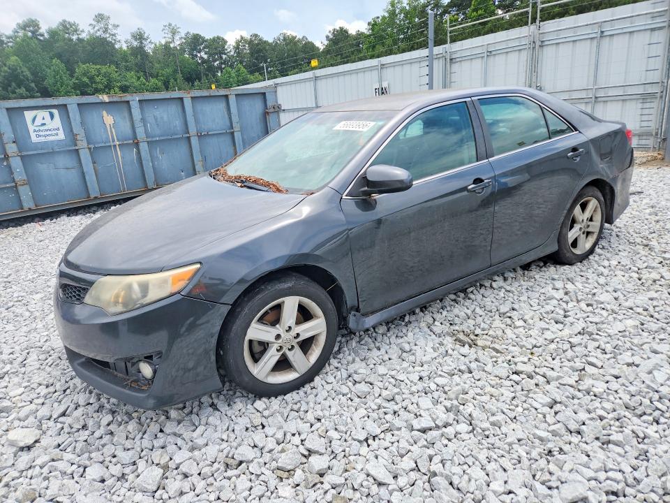 56893956 :رقم المزاد ، 4T1BF1FKXEU438087 vin ، 2014 Toyota Camry مزاد بيع