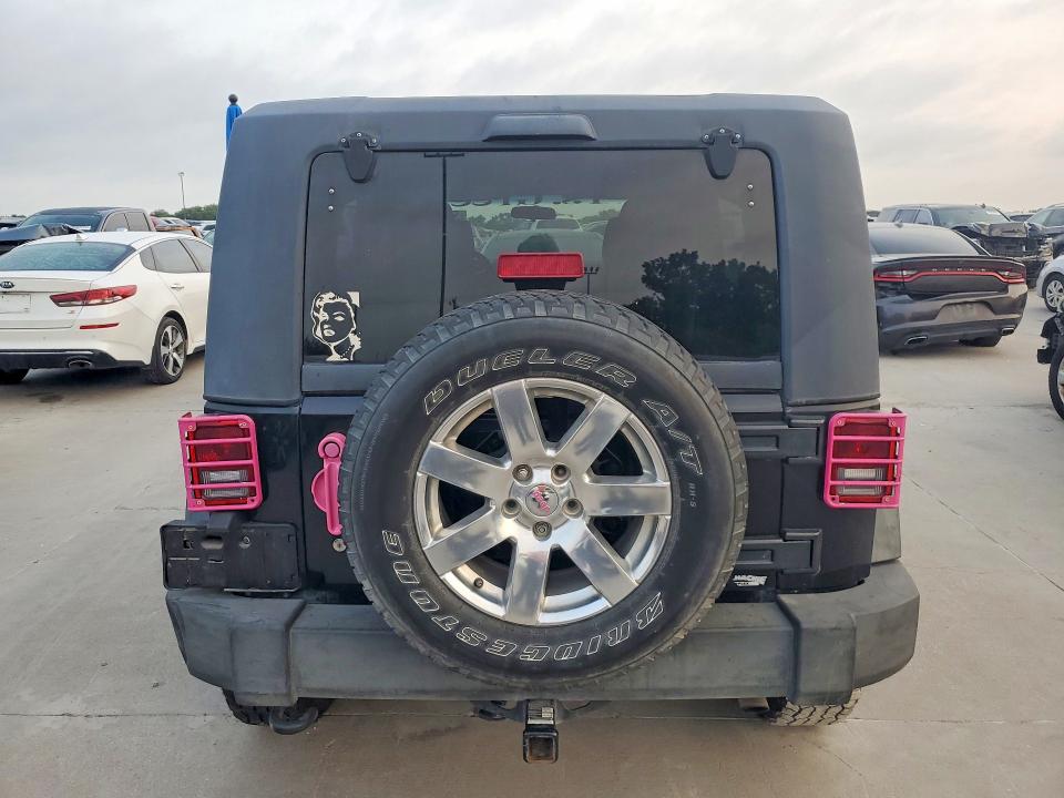 Продажа на аукционе авто 2014 Jeep Wrangler Unlimited, vin: 1C4BJWDG8EL292745, номер лота: 58529126