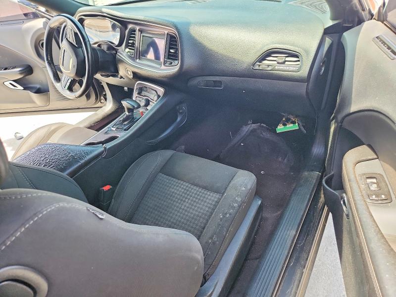 56542816 :رقم المزاد ، 2C3CDZAG3JH241649 vin ، 2018 Dodge Challenger مزاد بيع