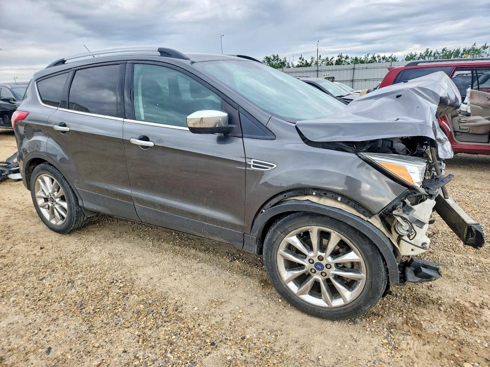 2015 Ford Escape მანქანა იყიდება აუქციონზე, vin: 1FMCU9G97FUA70926, აუქციონის ნომერი: 56183396