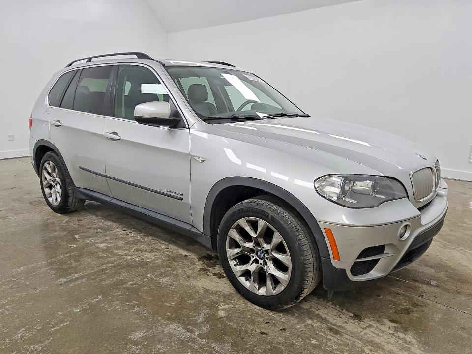 Продаж на аукціоні авто 2013 Bmw X5, vin: 5UXZV4C53D0E00908, номер лоту: 59000426