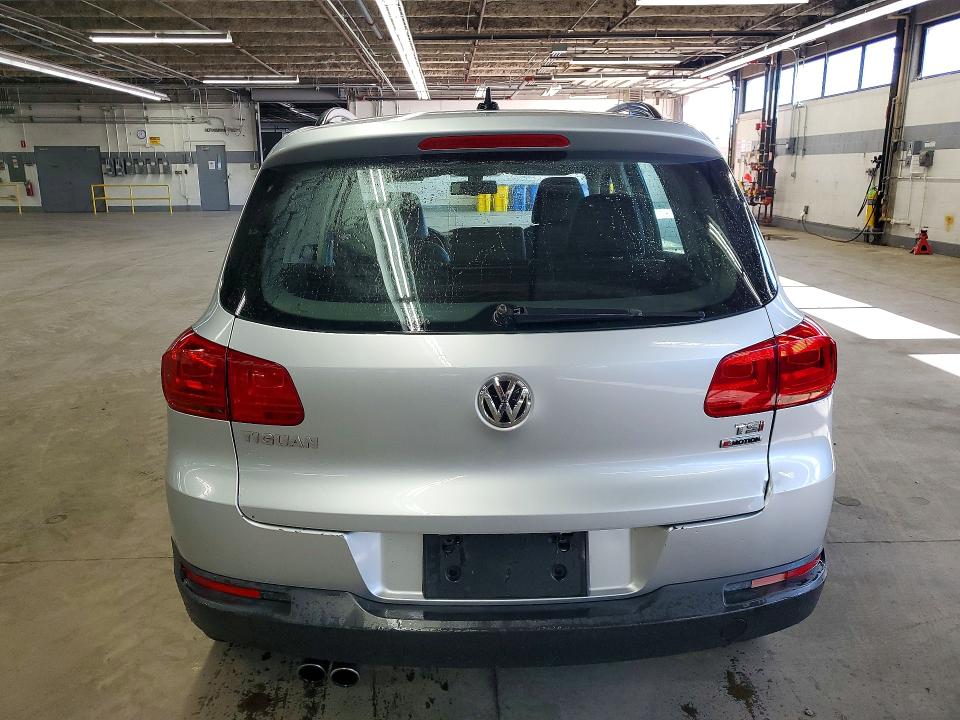 2017 Volkswagen Tiguan მანქანა იყიდება აუქციონზე, vin: WVGBV7AX2HK013102, აუქციონის ნომერი: 56166956