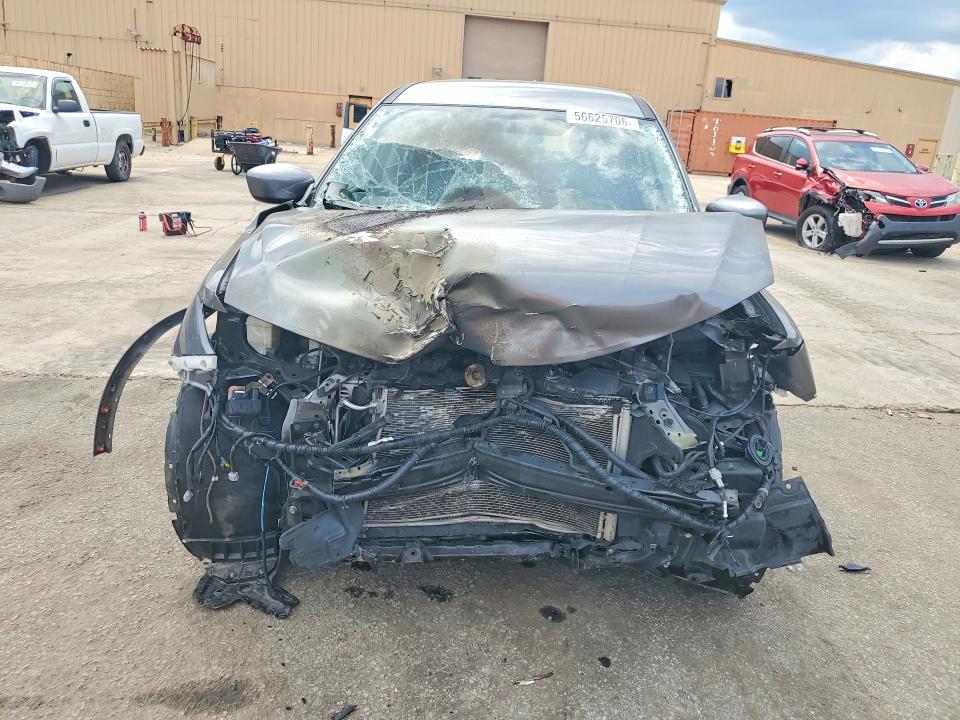 56625706 :رقم المزاد ، 5N1AT2MT0HC810732 vin ، 2017 Nissan Rogue مزاد بيع