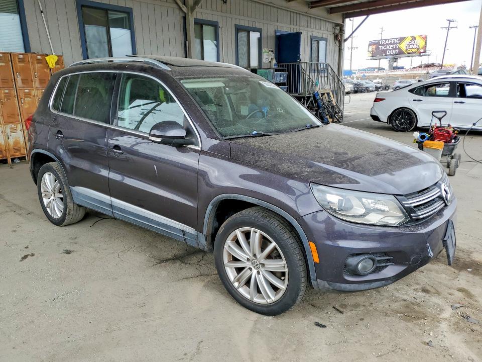 Aukcja sprzedaży 2016 Volkswagen Tiguan, vin: WVGAV7AX3GW588344, numer aukcji: 58842366