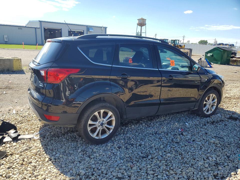 Продажа на аукционе авто 2019 Ford Escape, vin: 1FMCU9HDXKUA98698, номер лота: 58018646