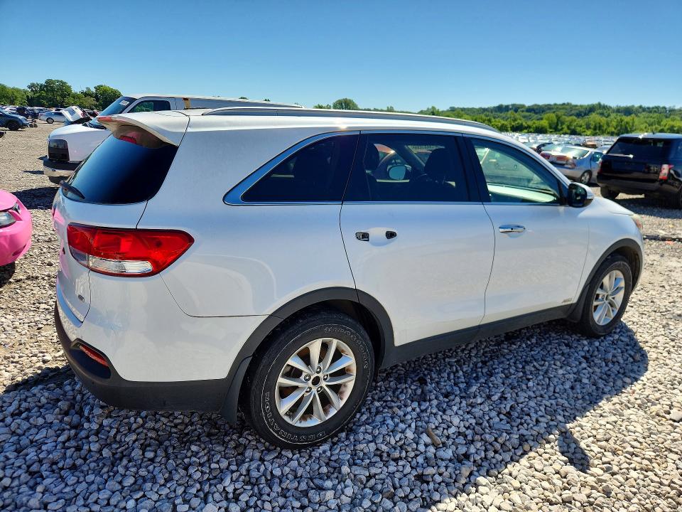 56528566 :رقم المزاد ، 5XYPGDA39HG275074 vin ، 2017 Kia Sorento مزاد بيع