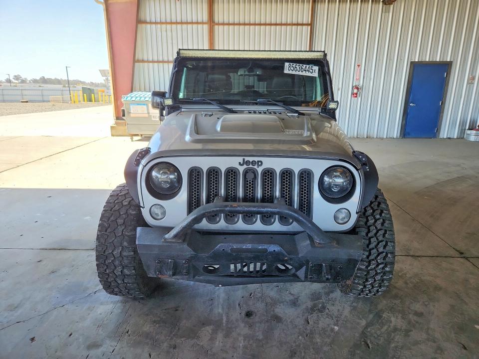 Продаж на аукціоні авто 2015 Jeep Wrangler Unlimited, vin: 1C4HJWEG4FL660803, номер лоту: 85636445