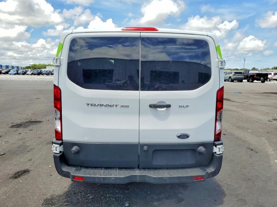 56986826 :رقم المزاد ، 1FBZX2YG3JKA91307 vin ، 2018 Ford Transit مزاد بيع