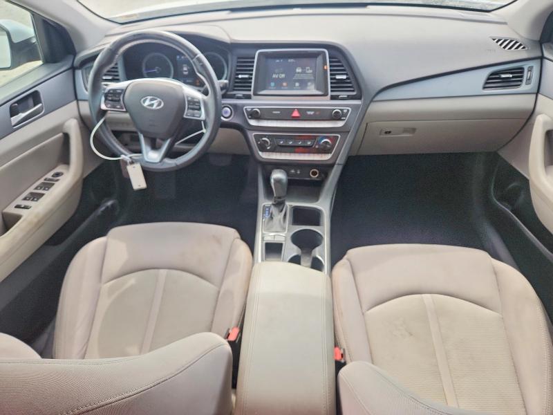 56637686 :رقم المزاد ، 5NPE34AF7JH629265 vin ، 2018 Hyundai Sonata مزاد بيع