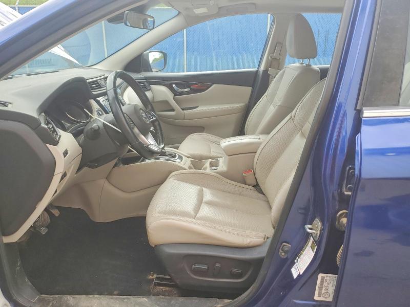 56069056 :رقم المزاد ، JN1BJ1CR4HW136245 vin ، 2017 Nissan Qashqai مزاد بيع