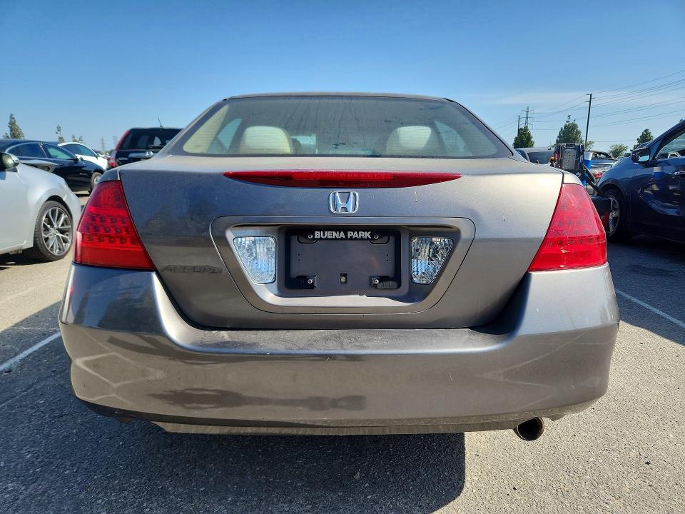 2007 Honda Accord მანქანა იყიდება აუქციონზე, vin: 1HGCM56737A170765, აუქციონის ნომერი: 54462826