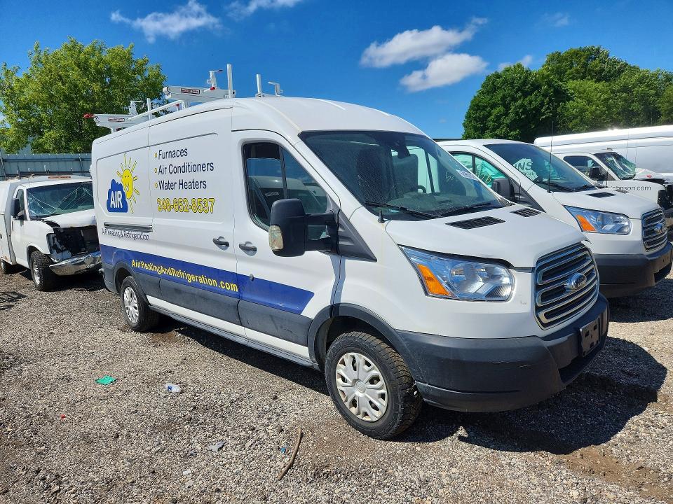 58960706 :رقم المزاد ، 1FTYR2CM6KKB03529 vin ، 2019 Ford Transit مزاد بيع