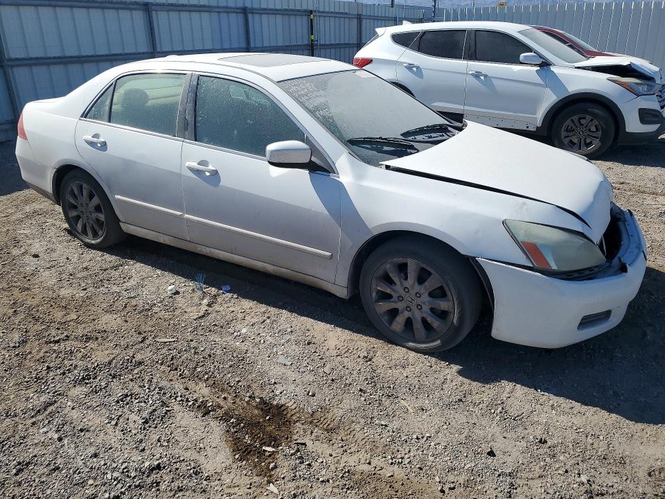 48535076 :رقم المزاد ، 1HGCM66567A017964 vin ، 2007 Honda Accord مزاد بيع