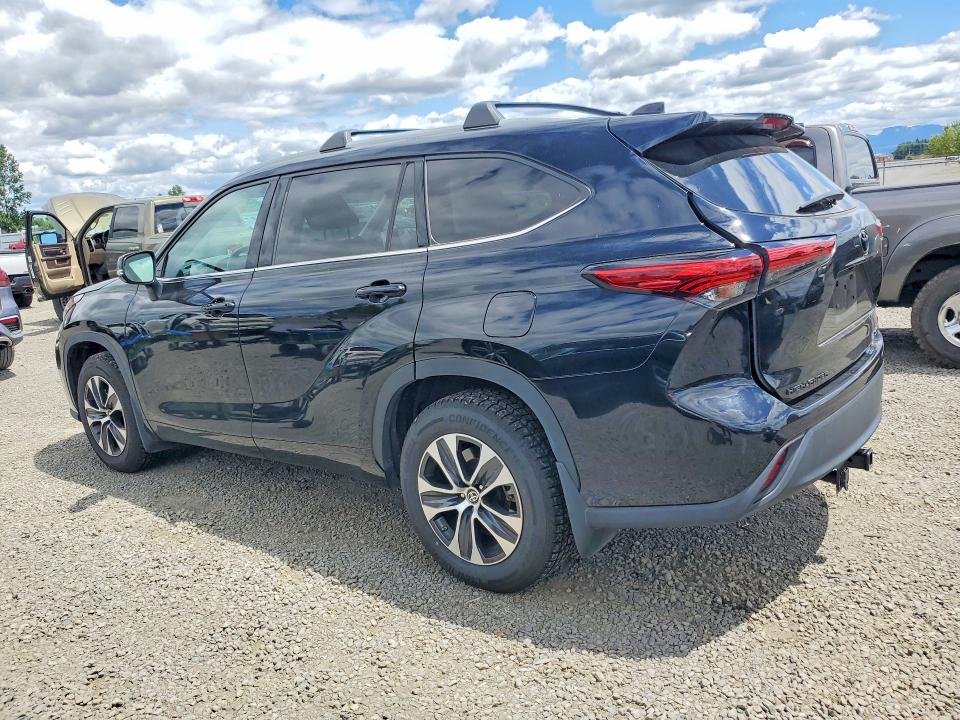 Продаж на аукціоні авто 2022 Toyota Highlander, vin: 5TDGZRBH4NS587996, номер лоту: 56678656