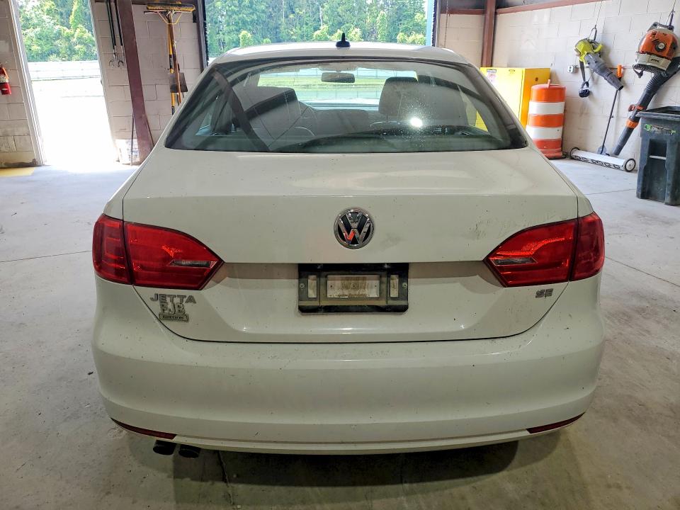 2014 Volkswagen Jetta მანქანა იყიდება აუქციონზე, vin: 3VWD17AJ3EM322132, აუქციონის ნომერი: 76292615