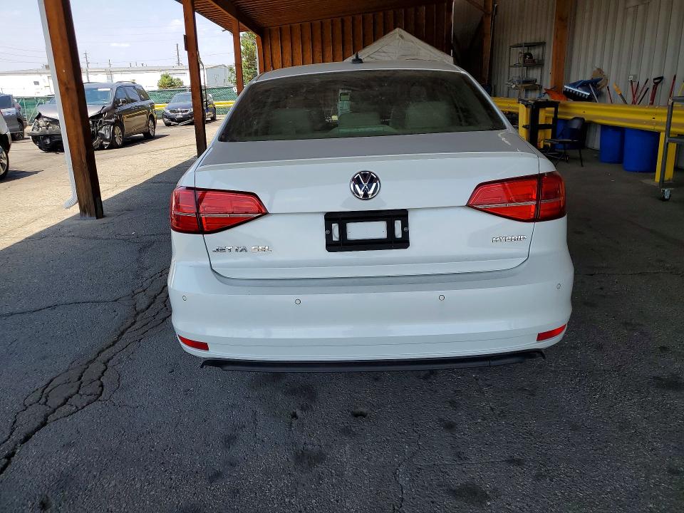 58752346 :رقم المزاد ، 3VW637AJ4FM407534 vin ، 2015 Volkswagen Jetta مزاد بيع