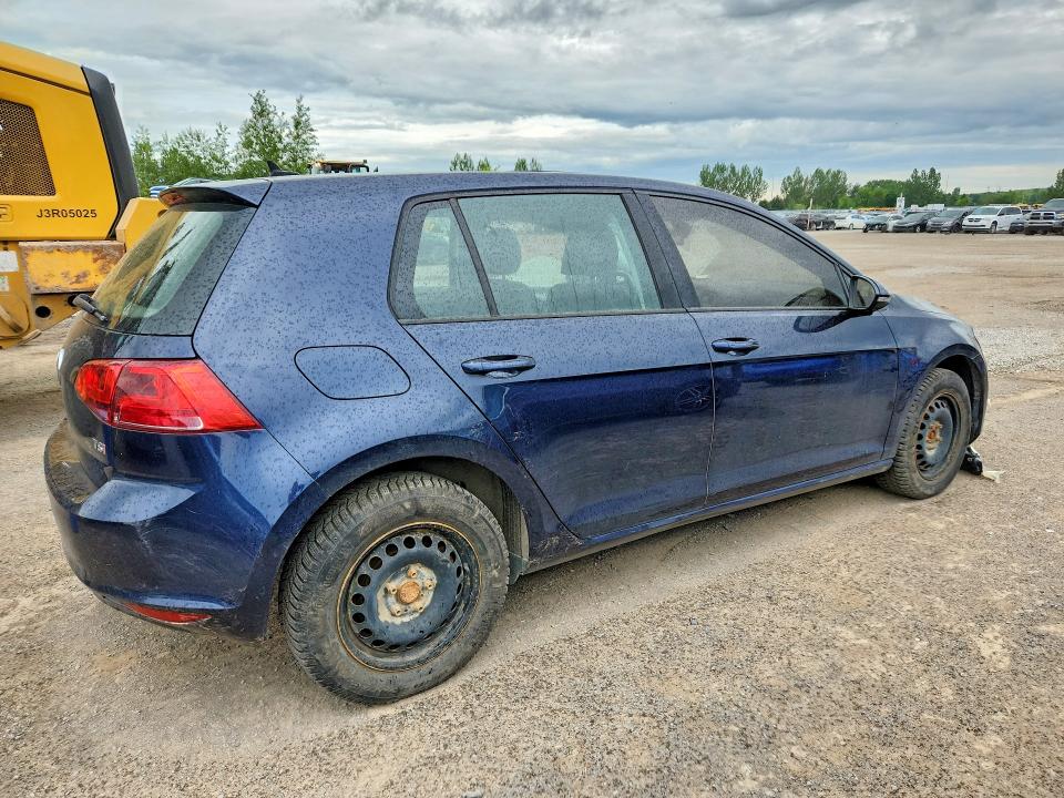 57140766 :رقم المزاد ، 3VW117AU4HM050224 vin ، 2017 Volkswagen Golf مزاد بيع