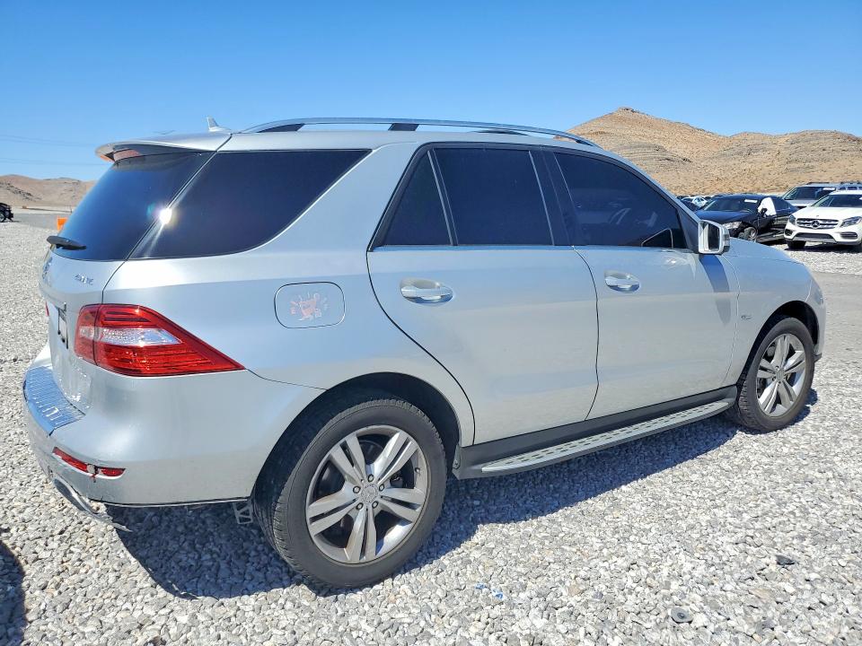 2012 Mercedes-benz Ml მანქანა იყიდება აუქციონზე, vin: 4JGDA5HB3CA014292, აუქციონის ნომერი: 57838226