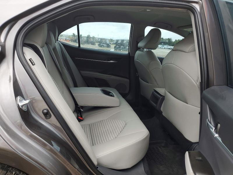 Продажа на аукционе авто 2024 Toyota Camry, vin: 4T1G11AK5RU864786, номер лота: 57264196