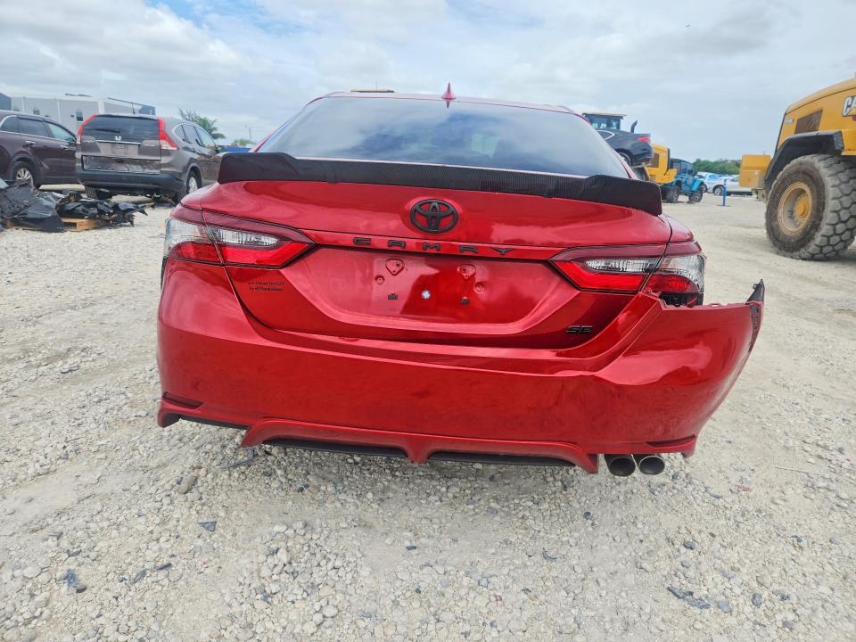 Продажа на аукционе авто 2022 Toyota Camry, vin: 4T1G11AK5NU020483, номер лота: 56443486