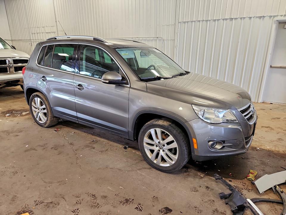 Aukcja sprzedaży 2011 Volkswagen Tiguan, vin: WVGBV7AX8BW532526, numer aukcji: 58560376