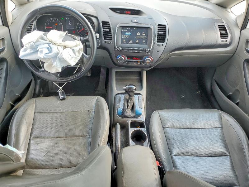 2017 Kia Forte მანქანა იყიდება აუქციონზე, vin: 3KPFL4A88HE041248, აუქციონის ნომერი: 57598706